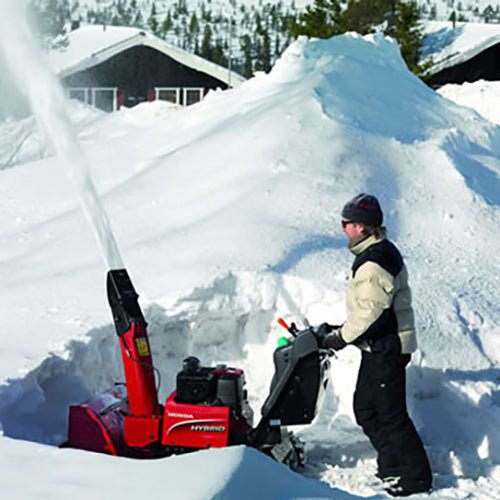 Honda HS1336i 36" Hybrid Snow Blower: Master Winter with Unrivaled Power and Intelligent Control
